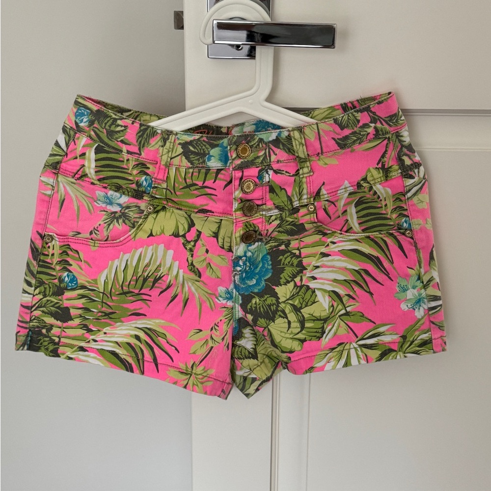 Pink Tropical High-waisted Women's Shorts